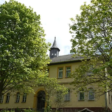 Schloss Niedenburg Hostel Drognitz