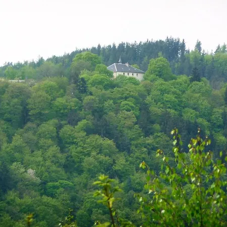 Hostel Schloss Niedenburg